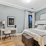 Drexel Apartments, Downtown Hyde Park