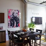 Luxery Stay Chicago - Themed Units! Close To Downtown, Mccormick Place & Wintrust Arena