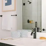 Aparthotel Sonder By Marriott Bonvoy The Opal River North 4*