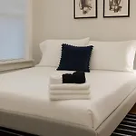 2Br Apt Beautifully Furnished - Grace 11-1