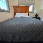 Stay 424 Hostel