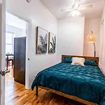 Apartment Tropical Boho Oasis *