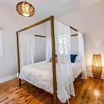 Apartment Tropical Boho Oasis *