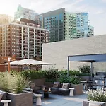 River North 1Br Nr Riverwalk W Yoga Studio Chi-1040