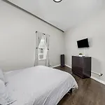 Cozy 1 Bedroom Apt Near Logan Sq