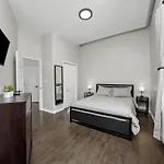 Cozy 1 Bedroom Apt Near Logan Sq