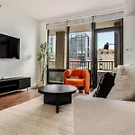 Boulevard Stays Walk Everywhere 5 Mins To Magnificent Mile River North 01