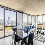 Bright & Modern 2Br Perfect City Escape