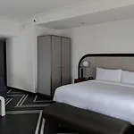 Pendry 4* Chicago
