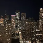 Apartment Skyrise In Downtown Chicago