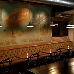 The Publishing House 4* Chicago