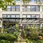 Pet Friendly Walk To Uic Campus And Train!