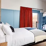 The Collection Wrigleyville Hotel 4*