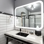 Hotel The Collection Wrigleyville 4*