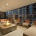 Home2 Suites By Hilton Chicago River North