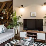 Villa Dubois Guest House