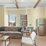 City Life Simplified & Furnished 1Br - Sp 1110