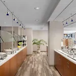 La Quinta Inn & Suites by Wyndham Chicago Downtown