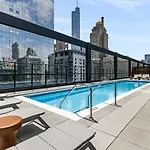 Blueground River North Balcony Pool Nr Pier Chi-1150