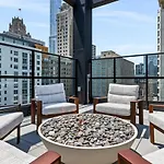Blueground River North Balcony Pool Nr Pier Chi-1150 Chicago