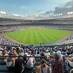 Private 2Br 2Ba Heart Of Boystown Walk To Wrigley