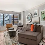 Hilton Grand Vacations Club Chicago Magnificent Mile