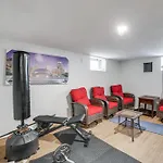 Holiday home Commuter-friendly In Chicago's South Side