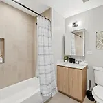 Edgewater With Free Parking Gym Modern Living Apartment