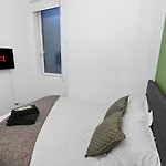Apartment 4br South Loop With Rooftop And Gym Near Mccormick Place