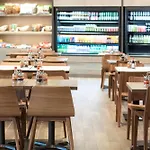 Hotel Hyatt Regency Mccormick Place 4*
