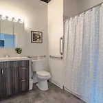 Cozy 2br South Loop With Optional Parking And Gym Near Mccormick Place, Public Transit & Hotspots * Chicago