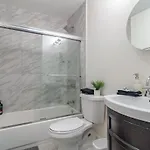 Chicago 2Br City Escape With Optional Parking Near Mccormick Place, Navy Pier, Shedd Aquarium, And Millennium Park