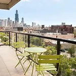 Two-Bedroom On W Randolph Street Apt 6A