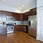 Two-Bedroom On N Milwaukee Avenue Apt 4F