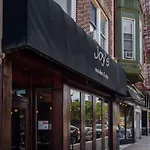 Convenient & Newly Decorated 1Br Apartment - Roscoe 1D