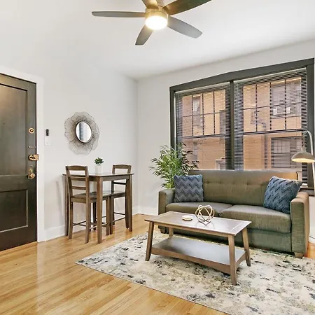 Newly Renovated 1br In Ideal Location - Belmont E1