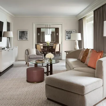 Hotel Four Seasons 5*