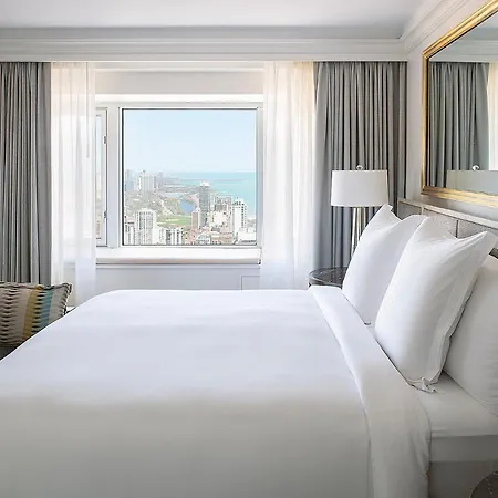 Four Seasons 5*
