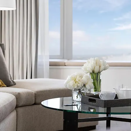 Four Seasons 5*
