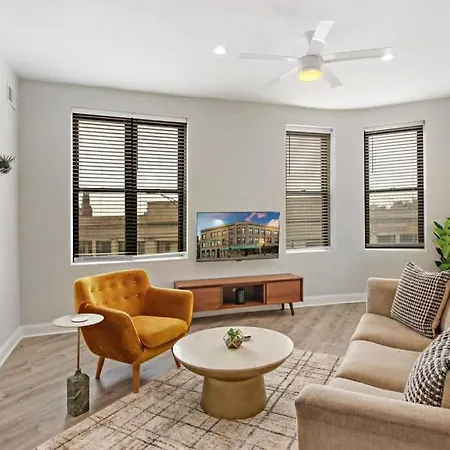 Apartment 3br In Logan Square Walkable To Highlights - Park S6 *