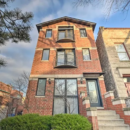 With Balcony Walk To Cta Stations! Apartment Chicago