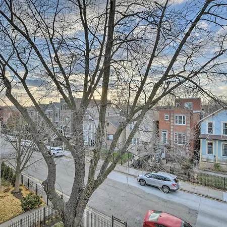 Apartment With Balcony Walk To Cta Stations! *