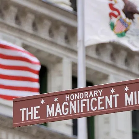 The Collection Magnificent Mile 4*