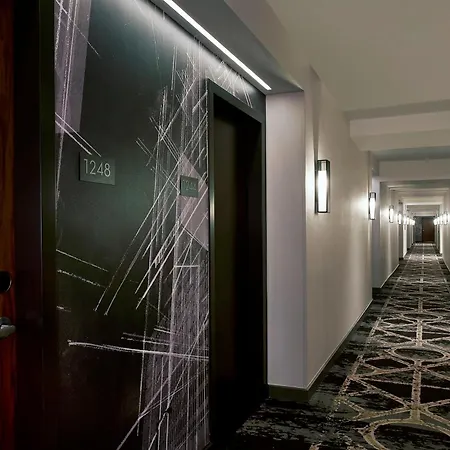 Loews 4* Chicago