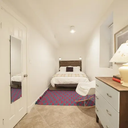 Bucktown Condo Just Two Blocks From The 'L' Apts Apartment *