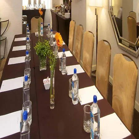 The Collection Magnificent Mile Hotel 4*