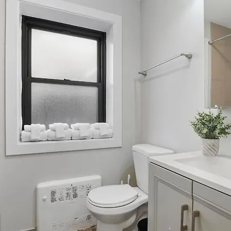 Apartment Lively 2br Near The And Park - Sheridan 1 Chicago