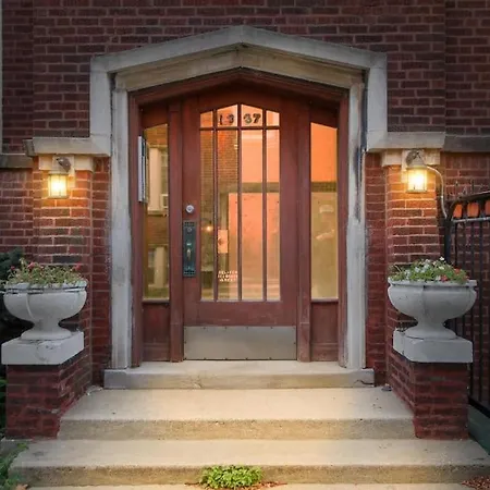Perfect 3br In With Wifi & Laundry - Touhy 3n Apartment