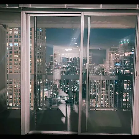 1bedroom With Balcony Skyline Dt Apartment