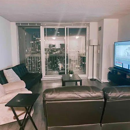 1bedroom With Balcony Skyline Dt Apartment *